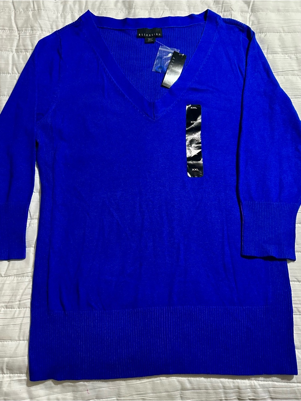 attention Men's V-Neck Sweater in Royal Blue